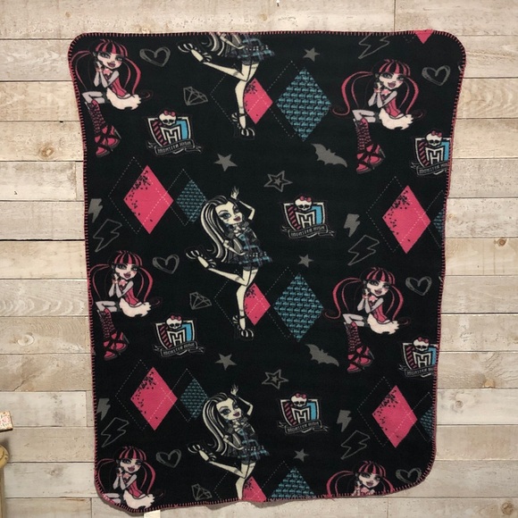 Monster High Other - Monster High fleece lap blanket